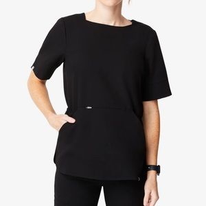 Figs Black Remera top Kade Cargo pants sm/smp